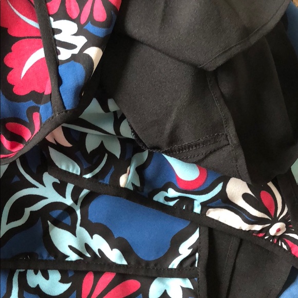 Flower romper - Picture 7 of 7